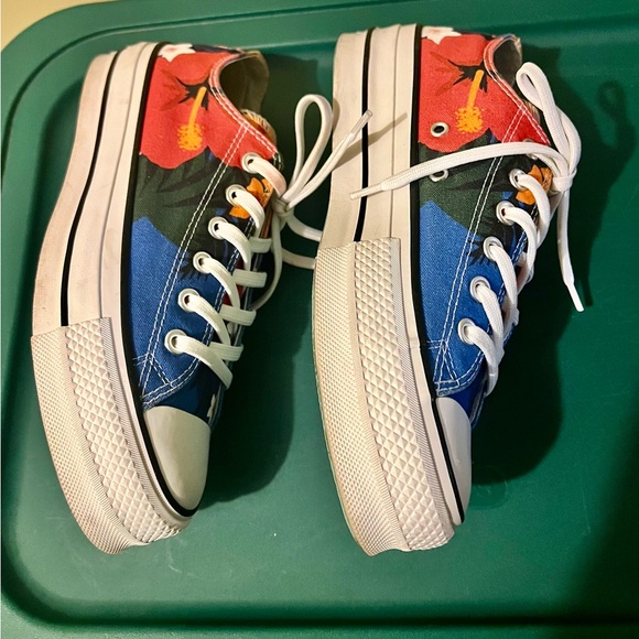Cute, Colorful, Converse!! - Picture 5 of 6